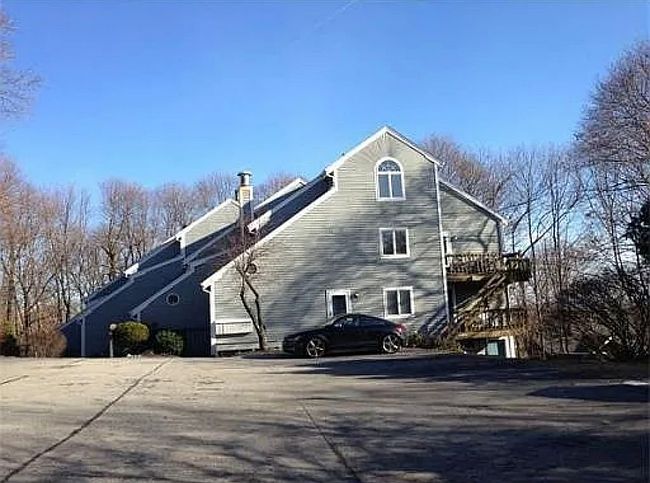 Photo of 2 Oden Ave Apt 4, Worcester, MA