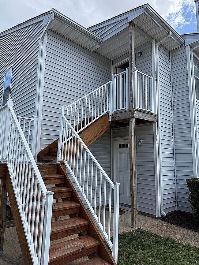 610 Pylon Ct, Virginia Beach, VA