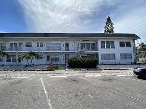 Image of 1221 Drew St Apt B9