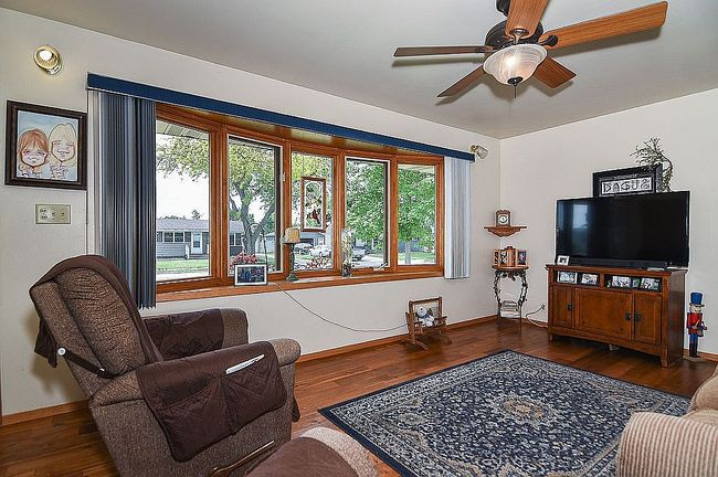 Photo of 2068 Carter Rd, Dubuque, IA