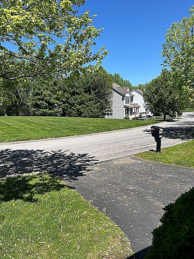 Photo of 17 Bush Creek Ln, Poughquag, NY