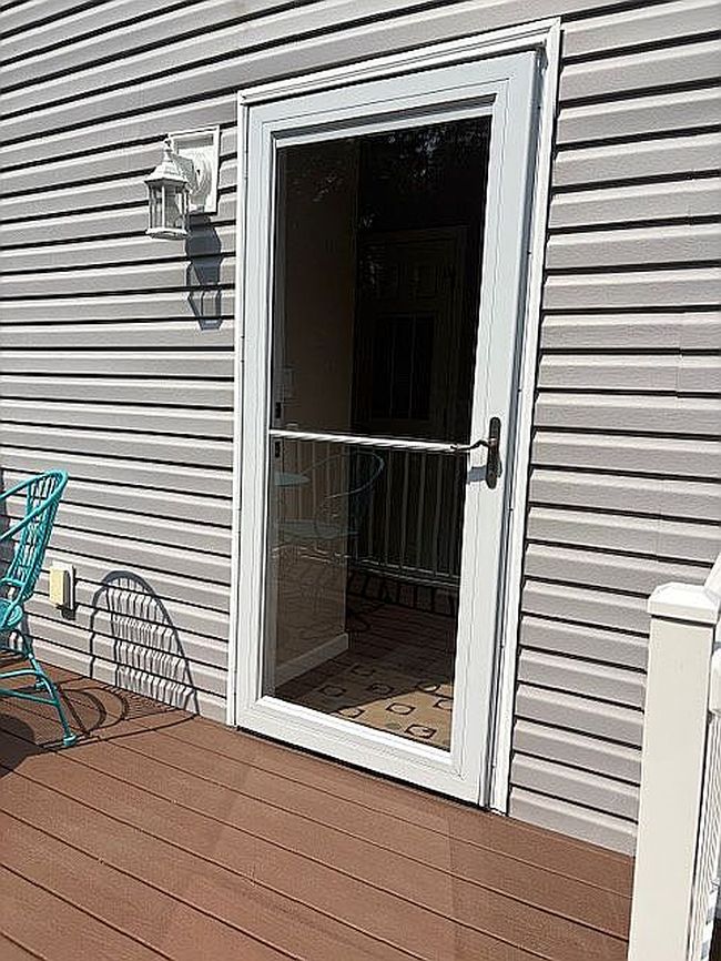 Image of 9602 Bishop Dr #12