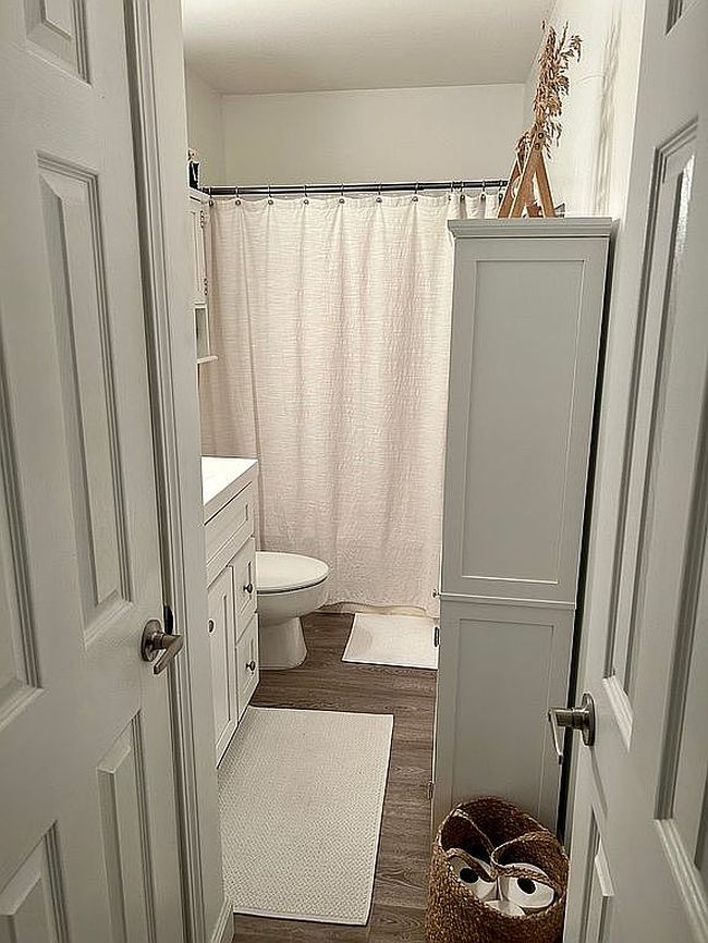 Image of 3600 Thomas Dr Apt D108
