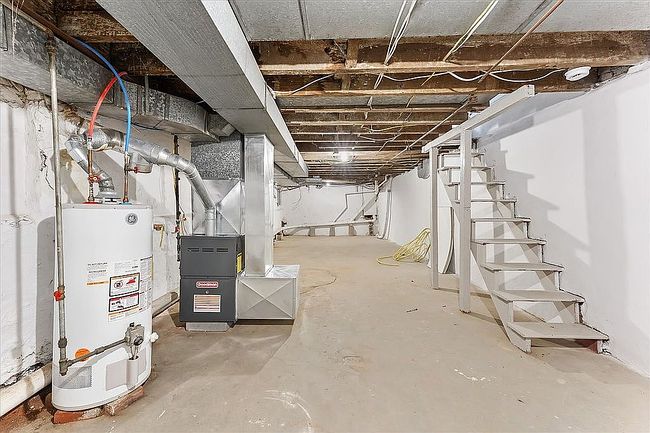 Photo of 100 W Sharpnack St, Philadelphia, PA
