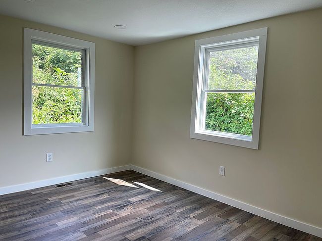Photo of 400 Collins St, Loudon, TN