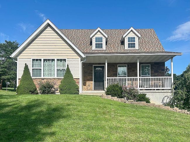Photo of 40 Surrey Hills Rd, Hannibal, MO