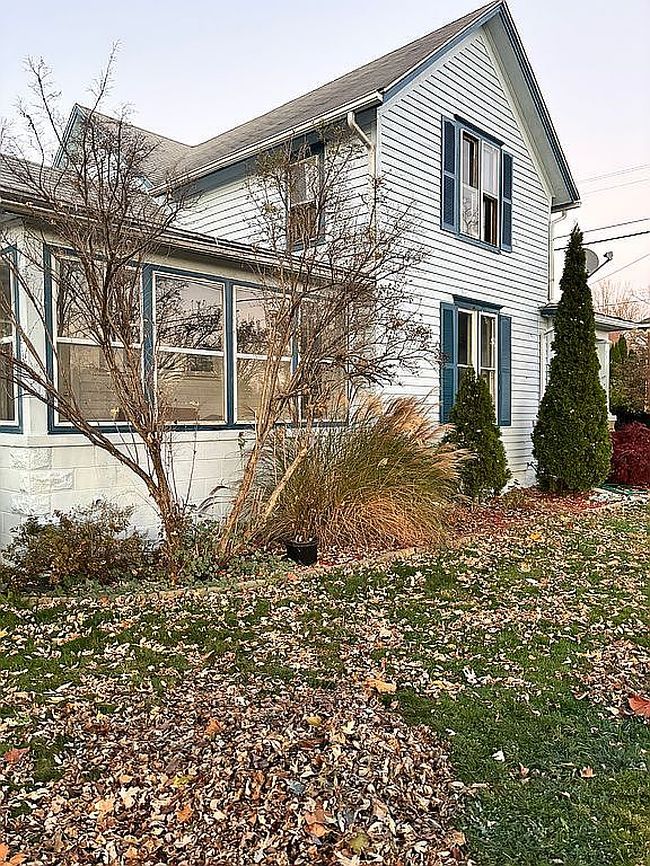 Image of 203 N Shiawassee St