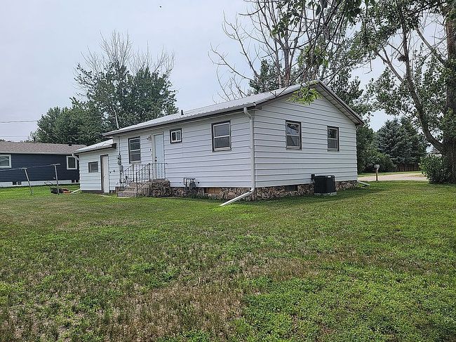 Photo of 822 5th Ave W, Mobridge, SD