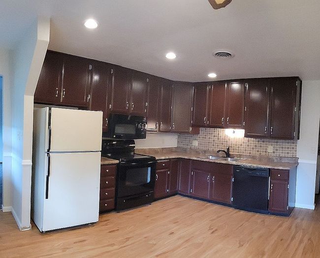 Image of 1419 Floradora Dr
