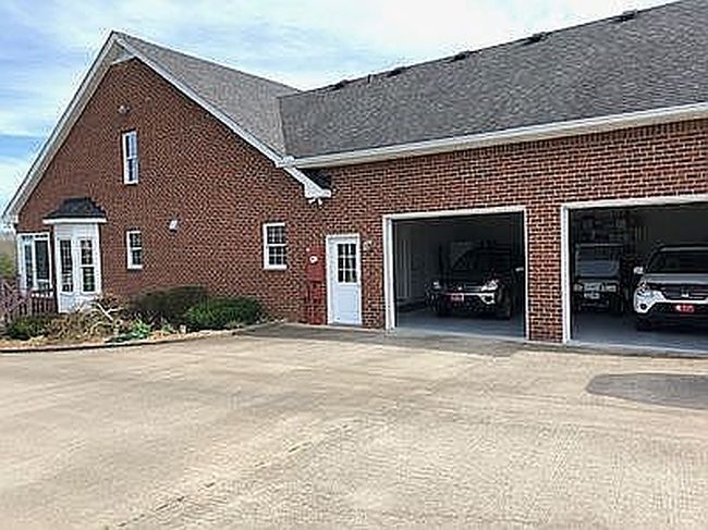 Image of 814 Austins Way