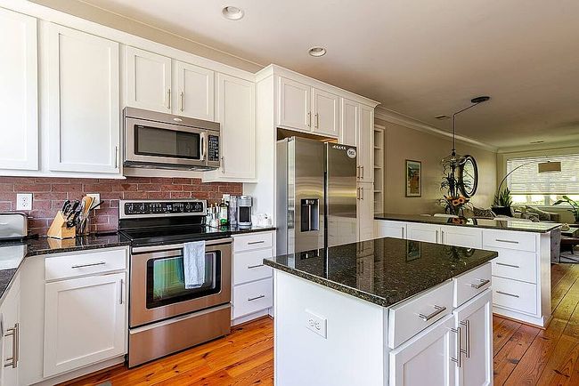 Photo of 617 Village Main Cir, Davidson, NC