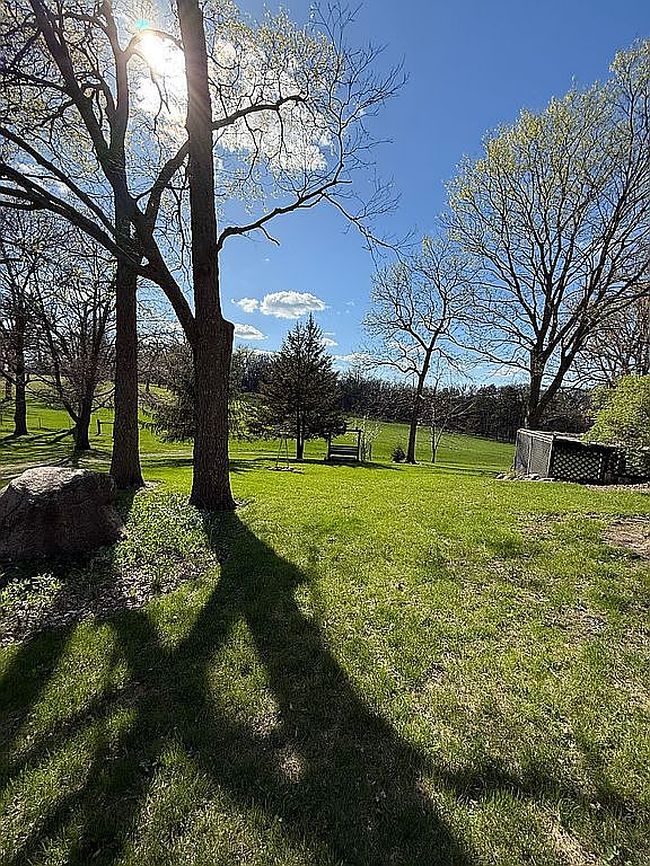 Photo of 1620 Quail Ave, Hampton, IA
