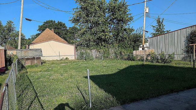 Image of 404 Monroe Ave