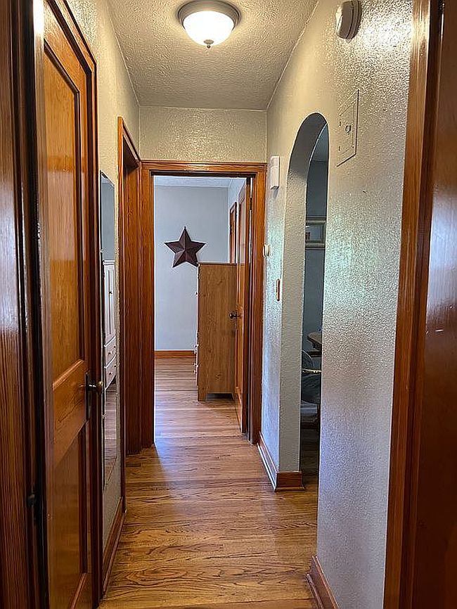 Photo of 618 E Clay St, Oneill, NE