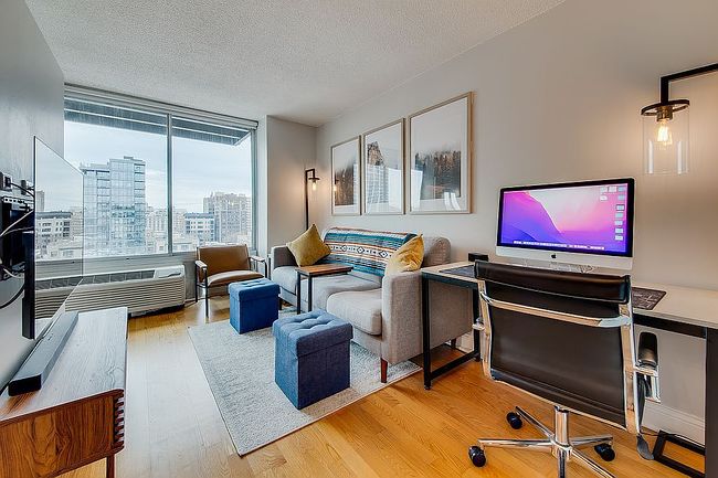 Preview of property located at 450 W Briar Pl Apt 12E