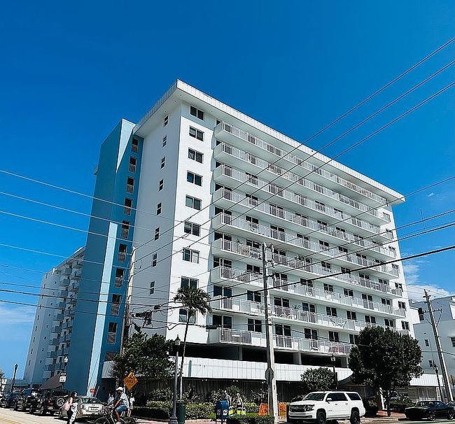 Preview of property located at 345 Ocean Dr Apt 304