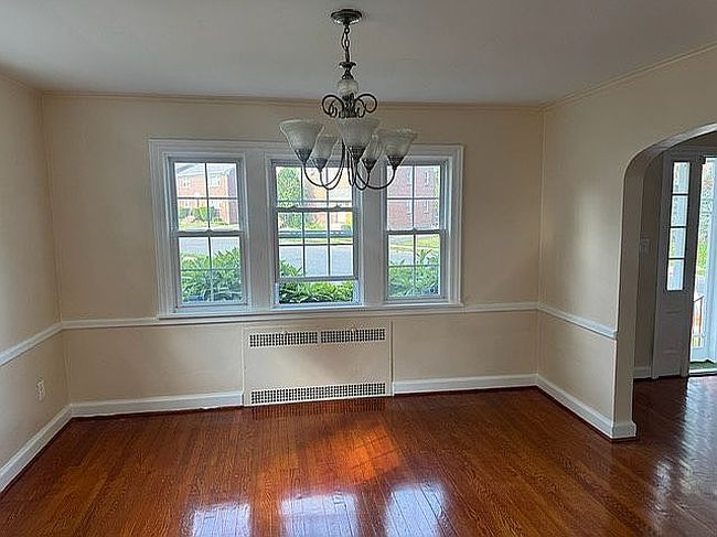 Photo of 1 Chauncey Ave, East Orange, NJ