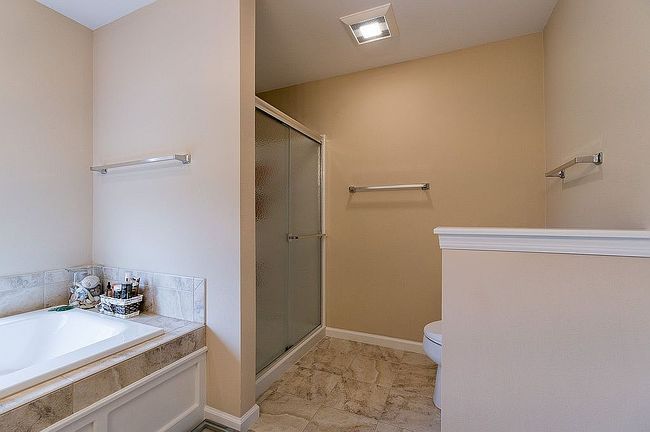Image of 7915 Sandhurst Dr Nw