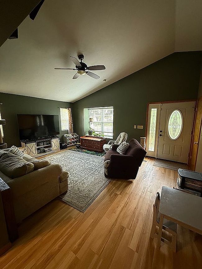 Photo of 2332 Hillstock Ave, Akron, OH