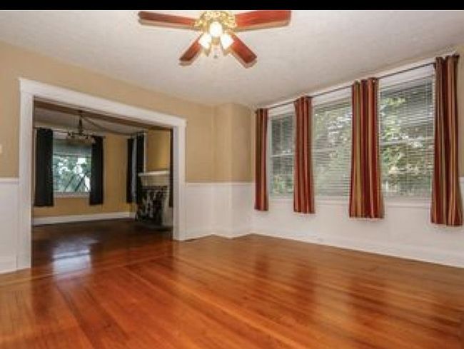 Image of 1622 Kemper Ave