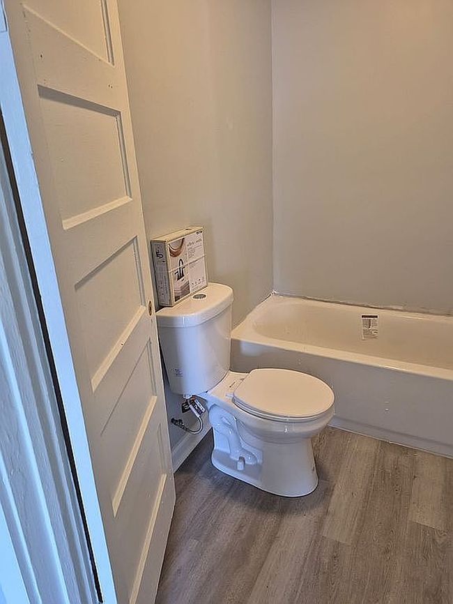 Image of 2410 Veterans Dr