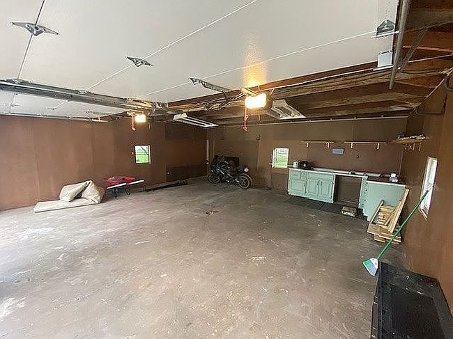 Image of 407 S Yates Ave