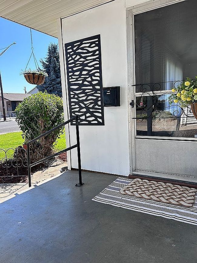 Additional photo 3 of property located at 317 M St Sw