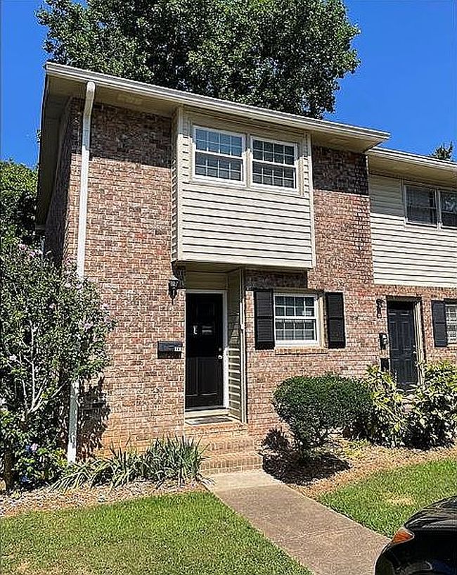 Image of 143 Eaglewood Way