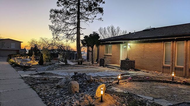 Preview of property located at 2195 Elaine Dr