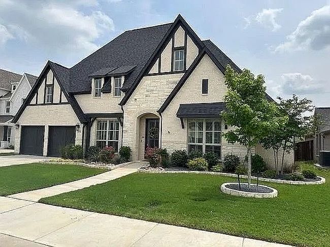 Preview of property located at 2826 Shane Dr