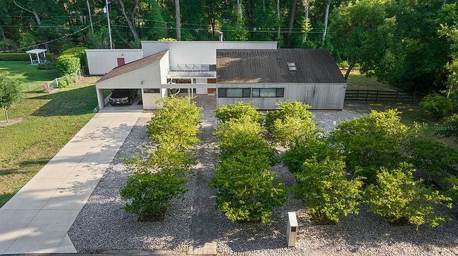 Additional photo 1 of property located at 2266 Sw 43rd Pl