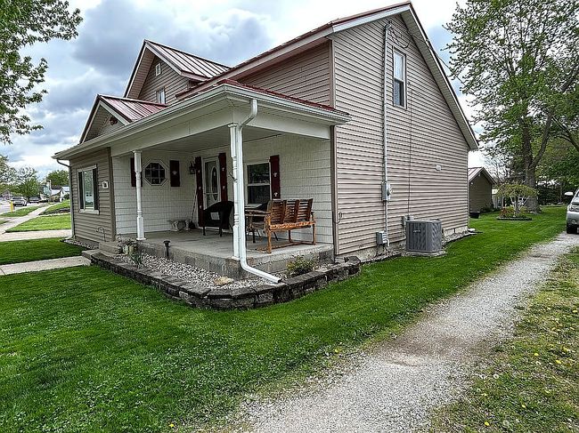 Image of 110 S Main St