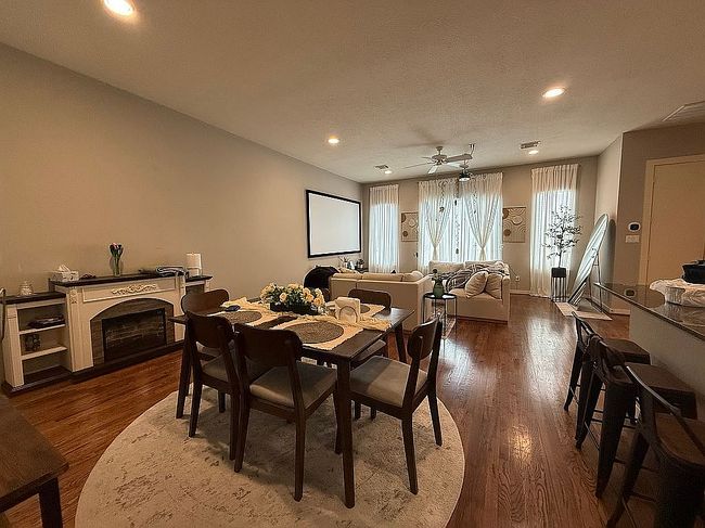 Additional photo 3 of property located at 4422 Center St