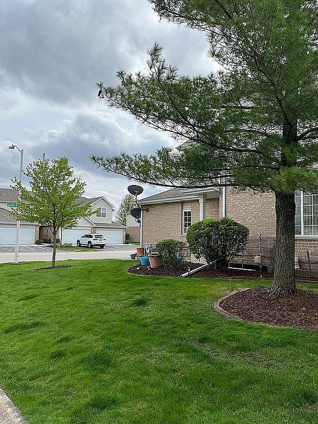 Image of 8412 Stratford Dr