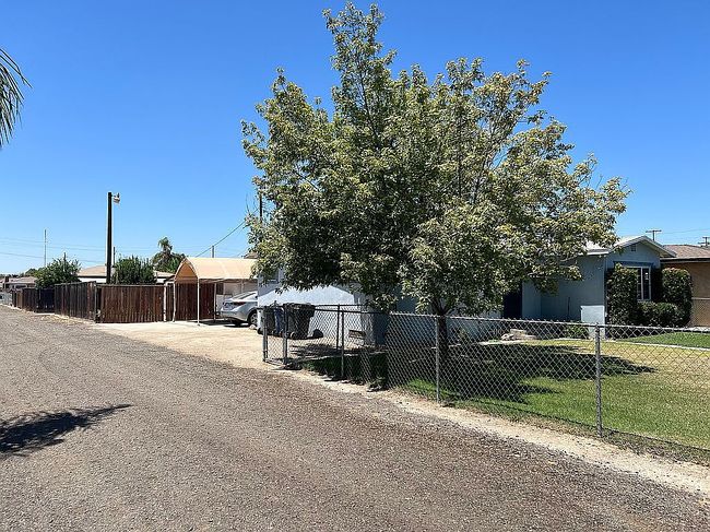Photo of 2307 Oxford St, Delano, CA