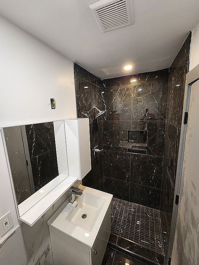 Image of 7 Tulip Ln