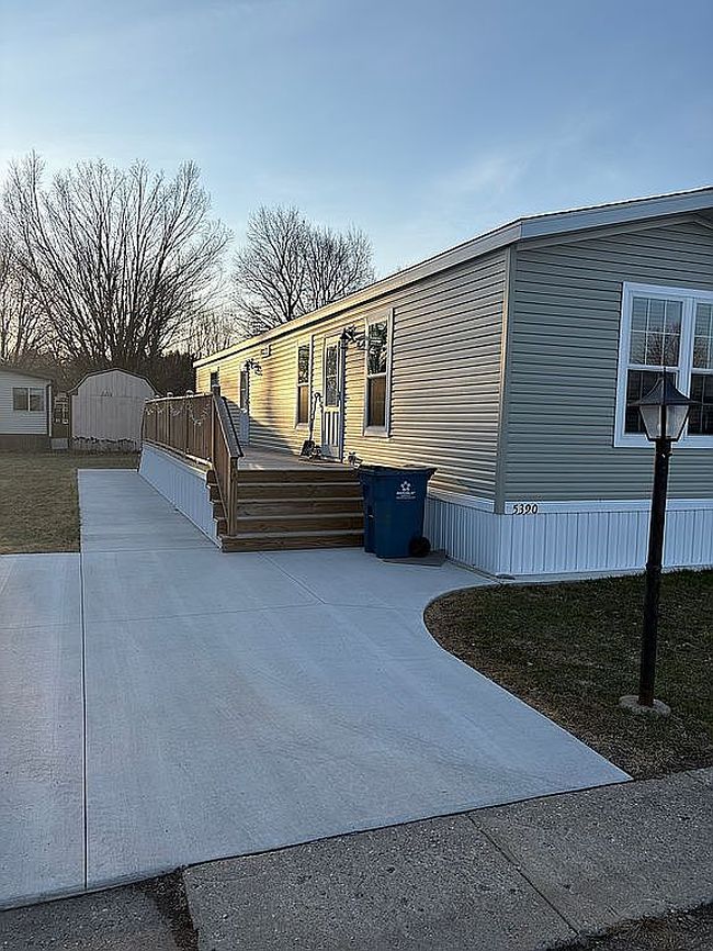 Preview of property located at 5390 Sandstone Dr