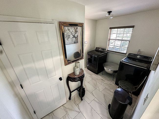 Additional photo 3 of property located at 2428 Yorkdale Dr