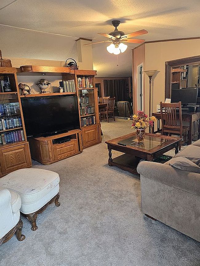 Photo of 2801 S Greenfield Rd, Brookline, MO
