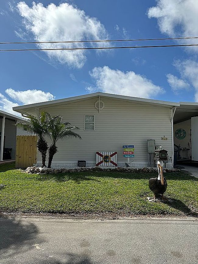 Image of 11608 W Clearwater Ct
