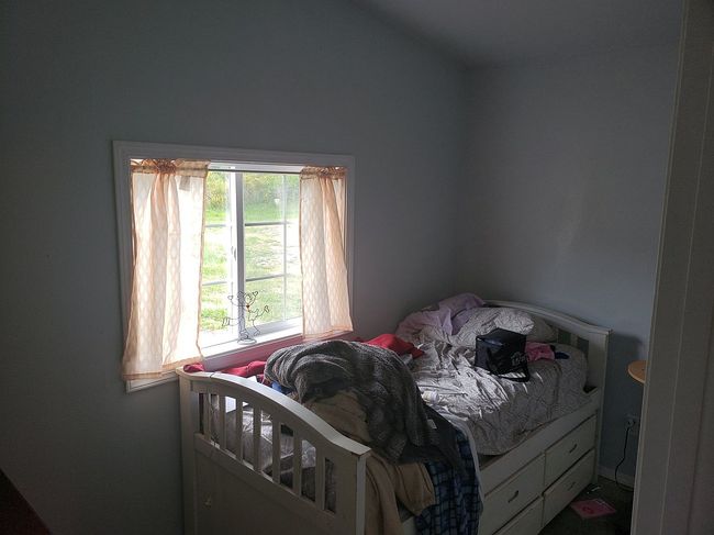 Image of 126 Sawall Ave W