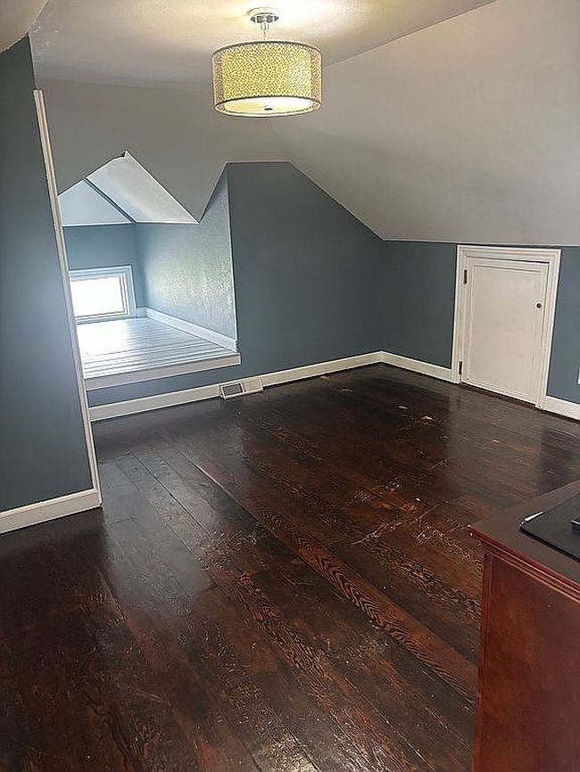 Photo of 206 S Louisiana Ave, Mason City, IA