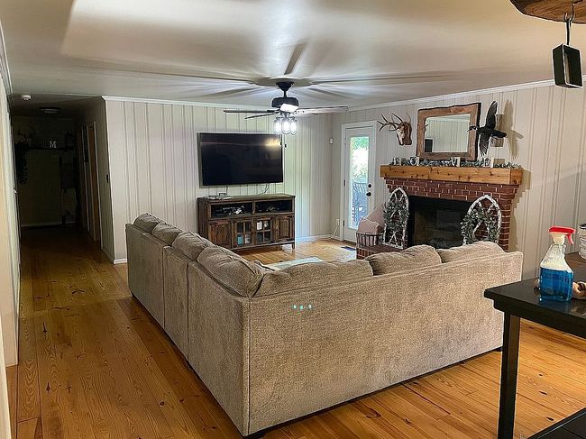 Photo of 355 Arthur Storey Rd, Newnan, GA
