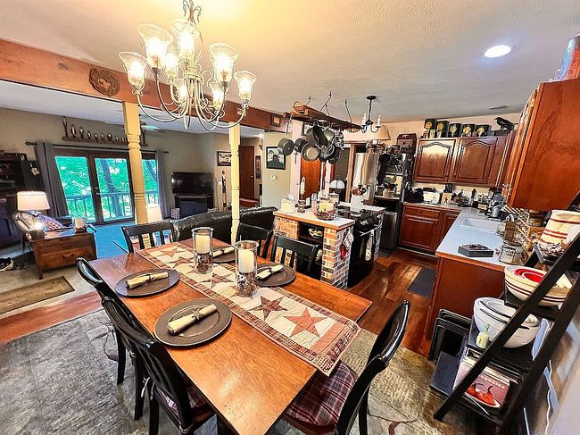 Image of 3858 Indian Creek Rd