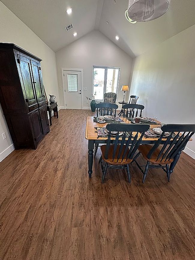 Additional photo 2 of property located at 7141 S Quincy Ave #29