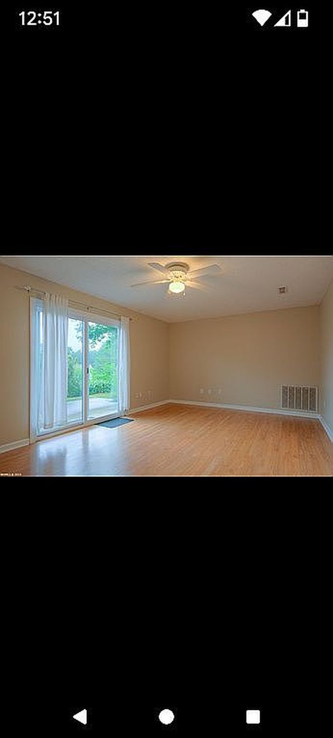 Photo of 425 Warrior Dr, Christiansburg, VA
