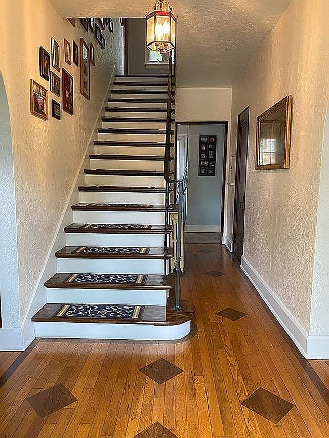 Additional photo 3 of property located at 400 4th St