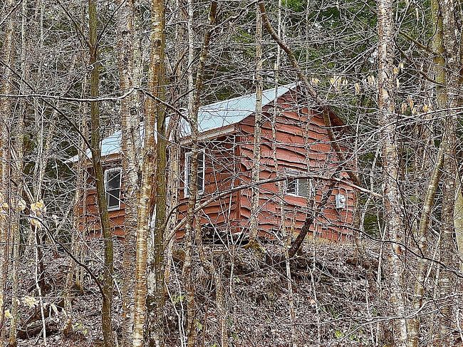 Image of 335 River Rd