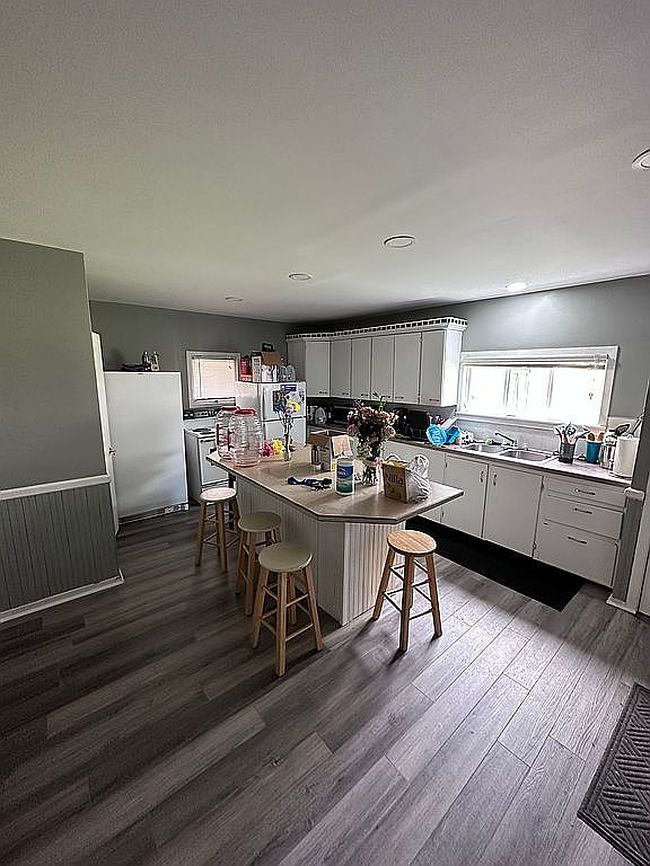 Image of 109 E Dubois Ave