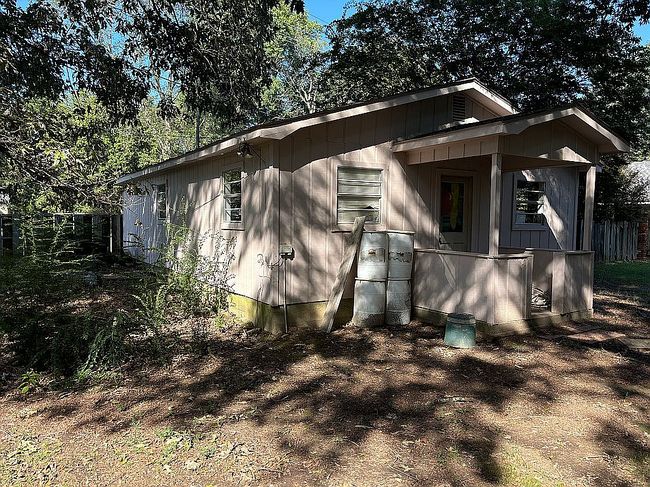 Photo of 1411 Memorial Dr, Cleveland, MS